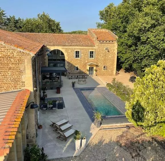 پانسیون Mas Escala Suites & Spa