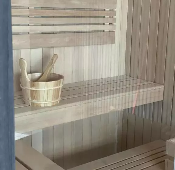 پانسیون Mas Escala Suites & Spa