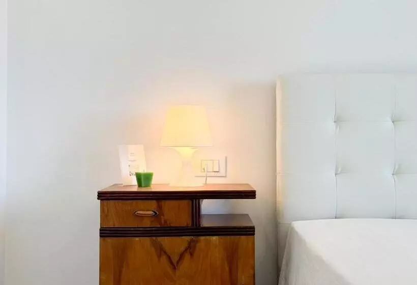 ペンション Suites Montemare