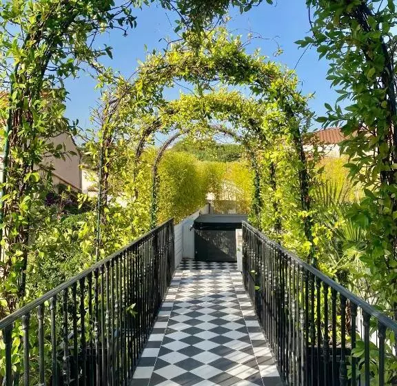 Majatalo Villa Caprice