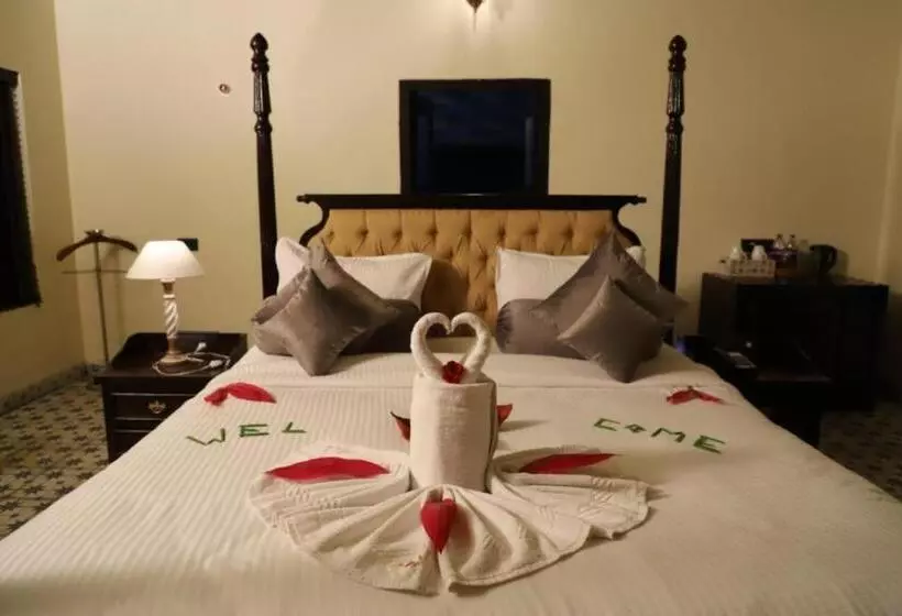 The Pench International, A Jungle Water Resort, Khawasa