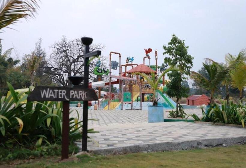 The Pench International, A Jungle Water Resort, Khawasa
