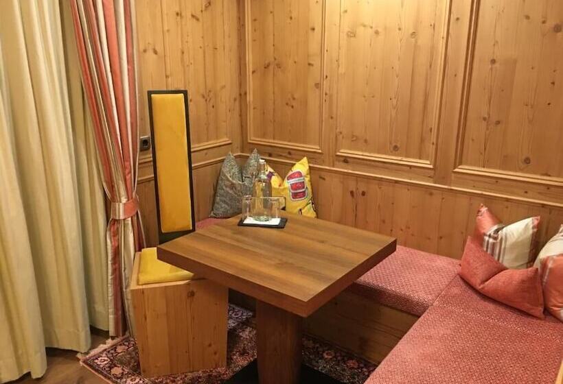 Alpin Hotel Garni Eder Private Living