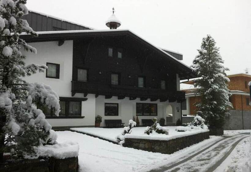 Alpin Hotel Garni Eder Private Living