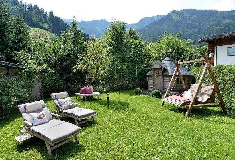 Alpin Hotel Garni Eder Private Living