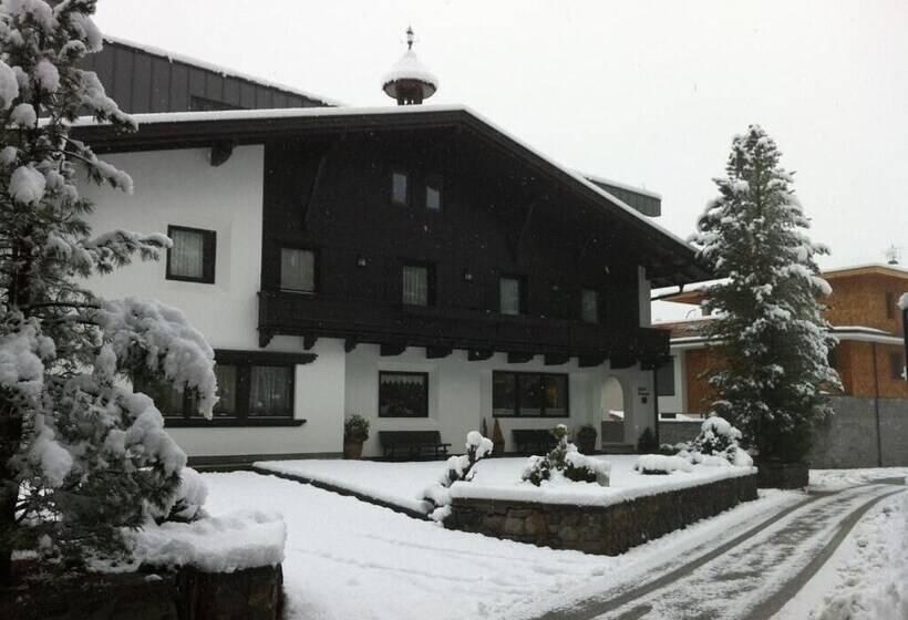 Alpin Hotel Garni Eder Private Living