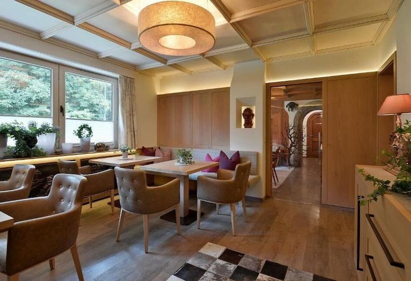 Alpin Hotel Garni Eder Private Living