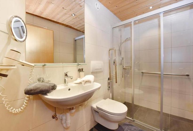 בית מלון כפרי Apart Zimalis