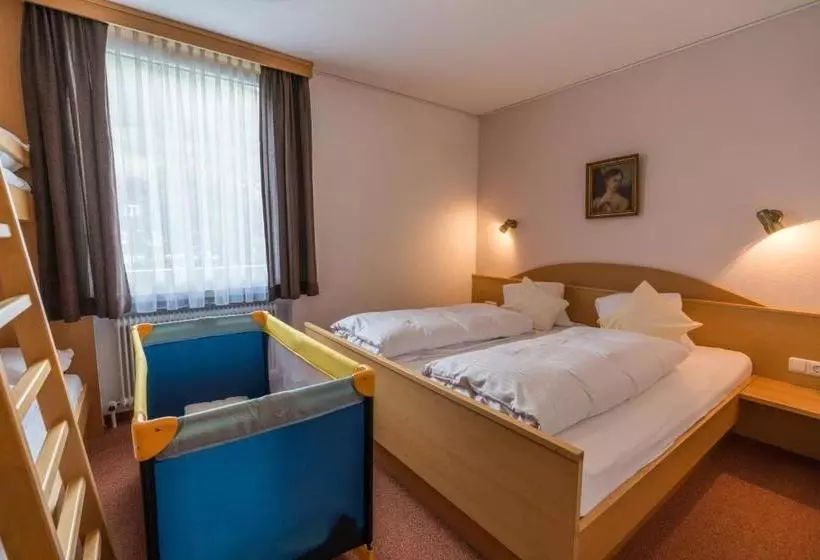 Hotelli Appartement Haus Zalim
