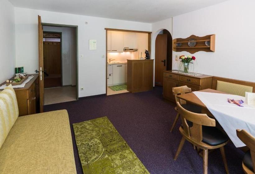 ホテル Appartement Haus Zalim