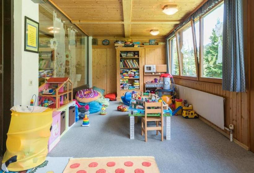 ホテル Appartement Haus Zalim