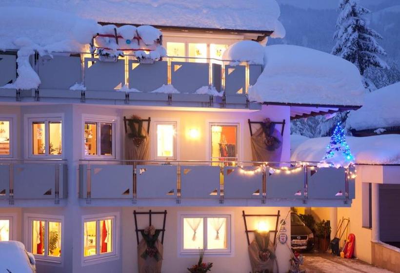 هتل Appartementhaus Charisma