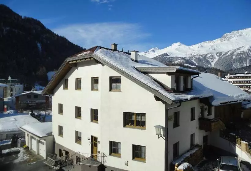 ホテル Appartements Klapeer