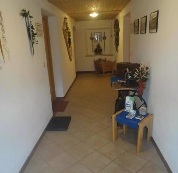 ホテル Appartements Klapeer