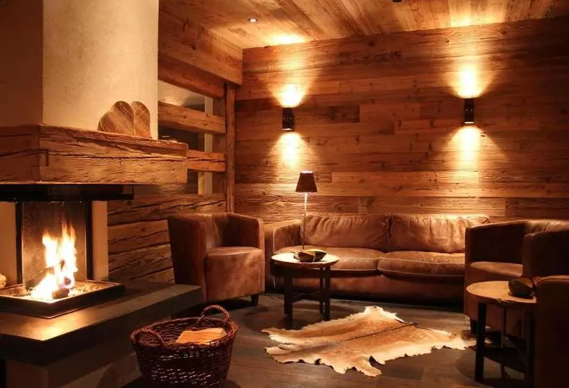 هتل Chalet Tannenhof
