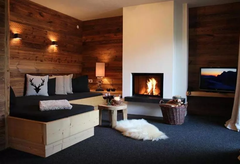 هتل Chalet Tannenhof