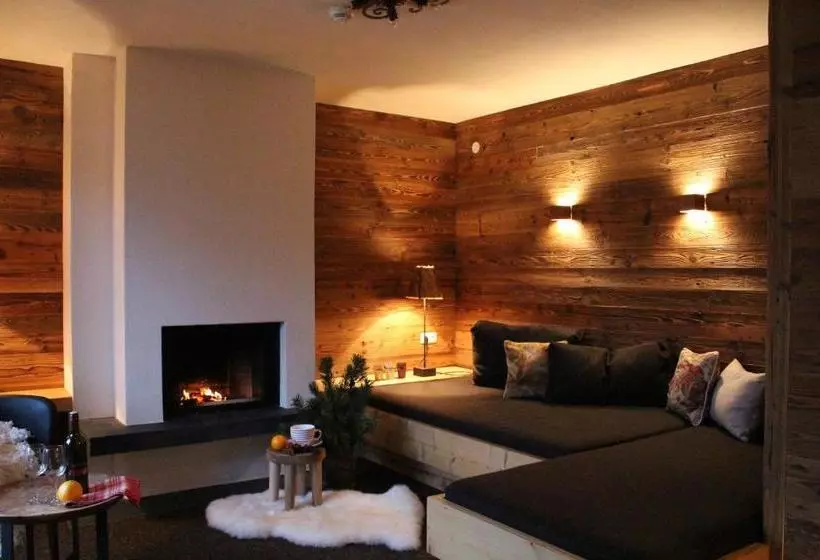 هتل Chalet Tannenhof