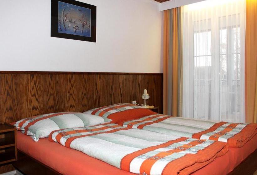 ホテル Ferienappartements Karolinenhof