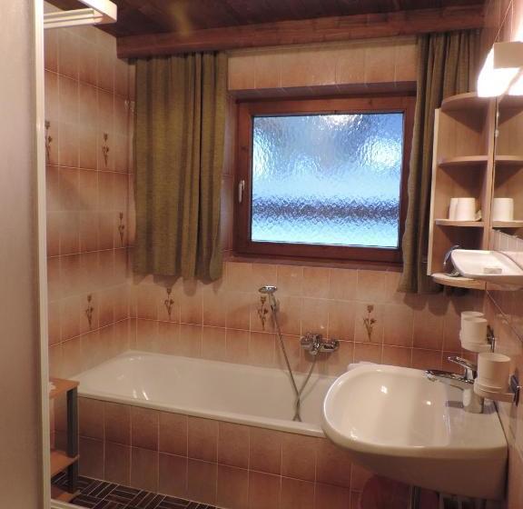 فندق Ferienwohnungen Johann Niedermoser