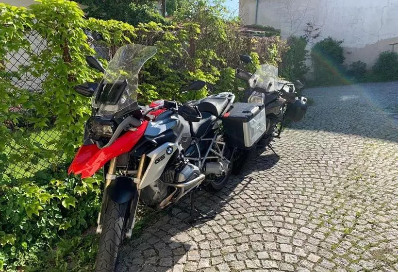 Hotelli Gasthof Zum Alten Turm