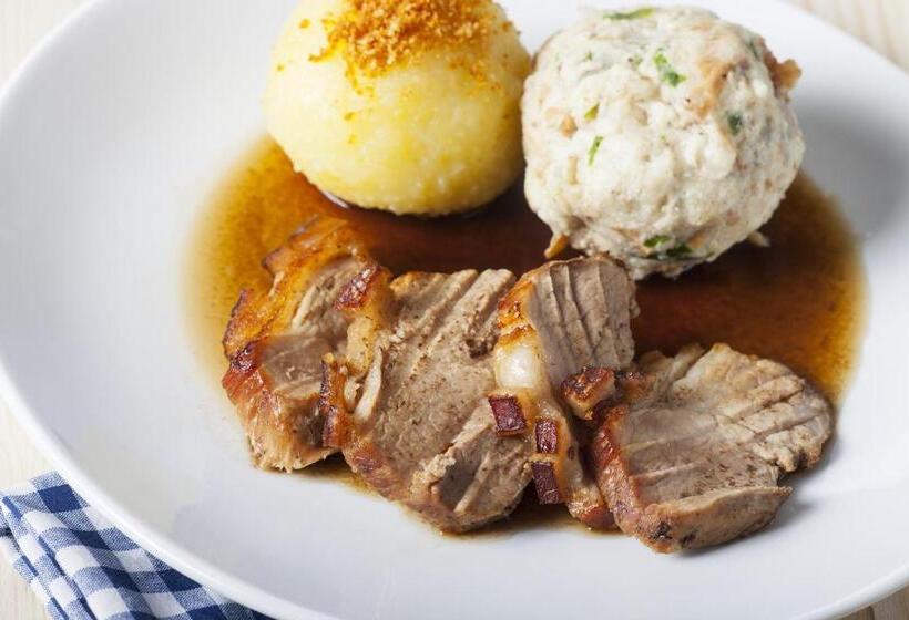 Отель Gasthof  Zum Alten Turm