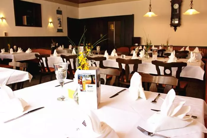 Hotelli Gasthof Zum Alten Turm
