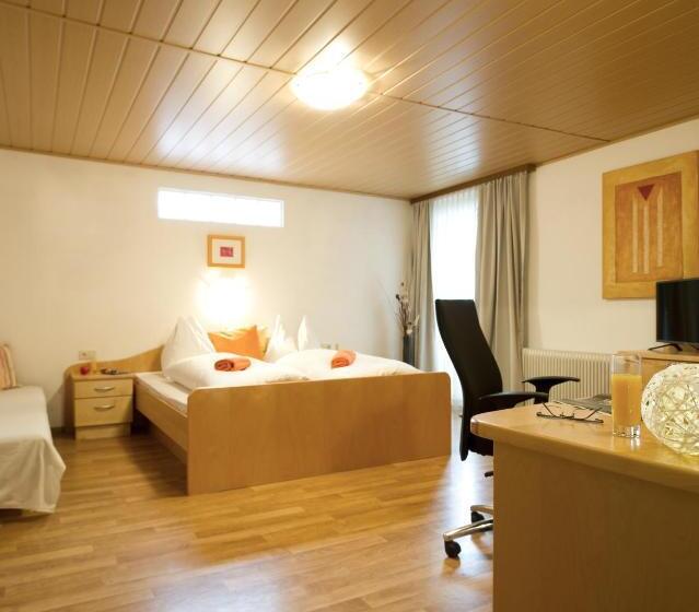 Отель Gasthof  Zum Alten Turm