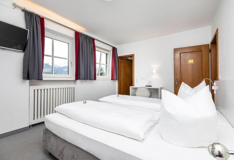 فندق Haus Deutinger