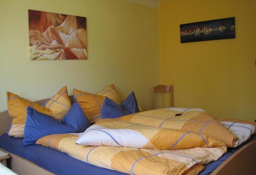 ホテル Haus Reinstadler