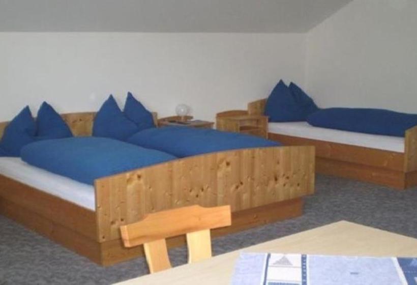 בית מלון כפרי Pension Bernhards