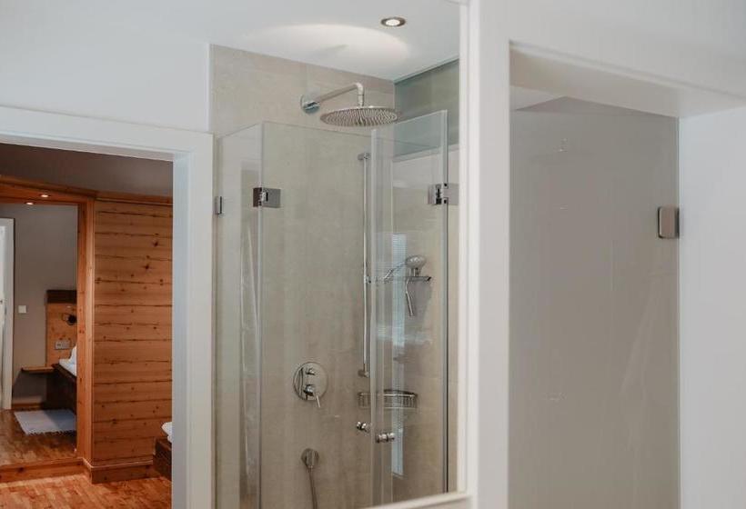 ホテル Landhaus Alpengruß