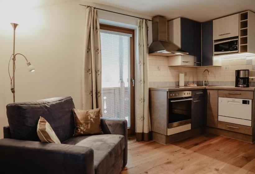 ホテル Landhaus Alpengruß