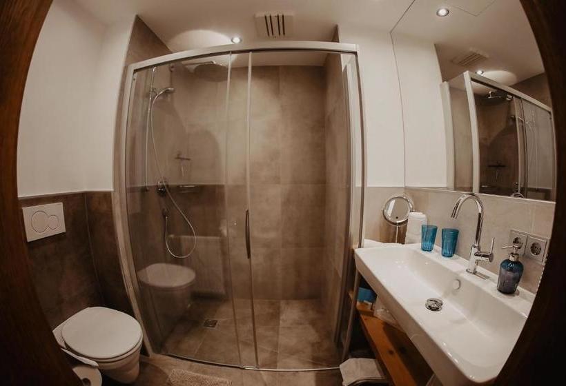 ホテル Landhaus Alpengruß