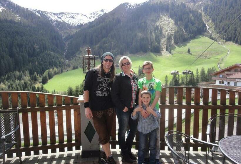 Отель Ferienhaus Gredler