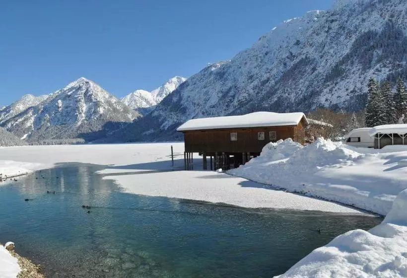 هتل Landhaus Hedy