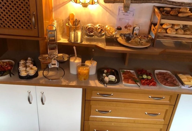 ホテル Landhaus Zeller