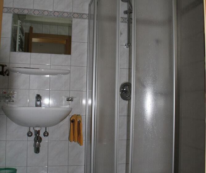 ホテル Landhaus Zeller