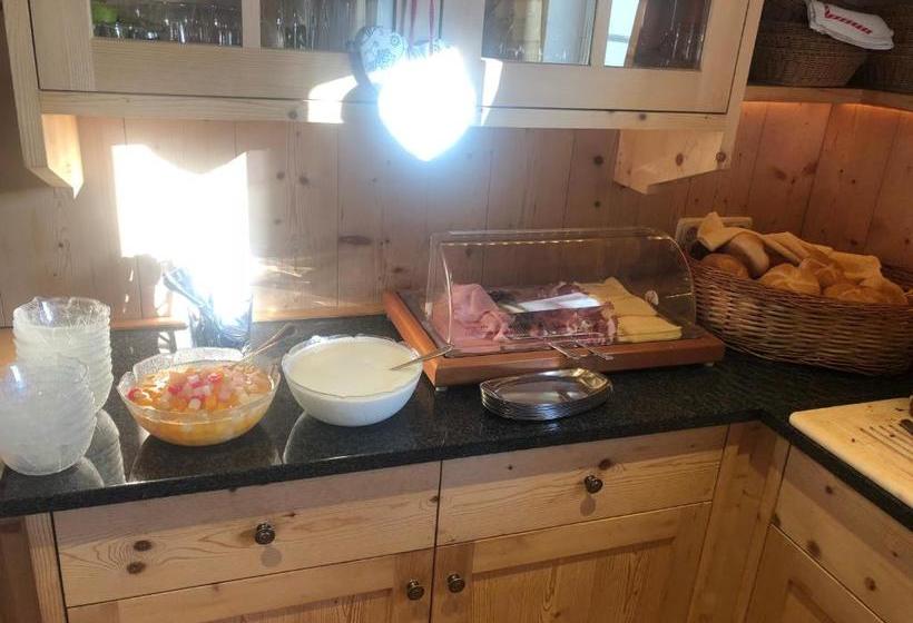 ホテル Der Oswalderhof