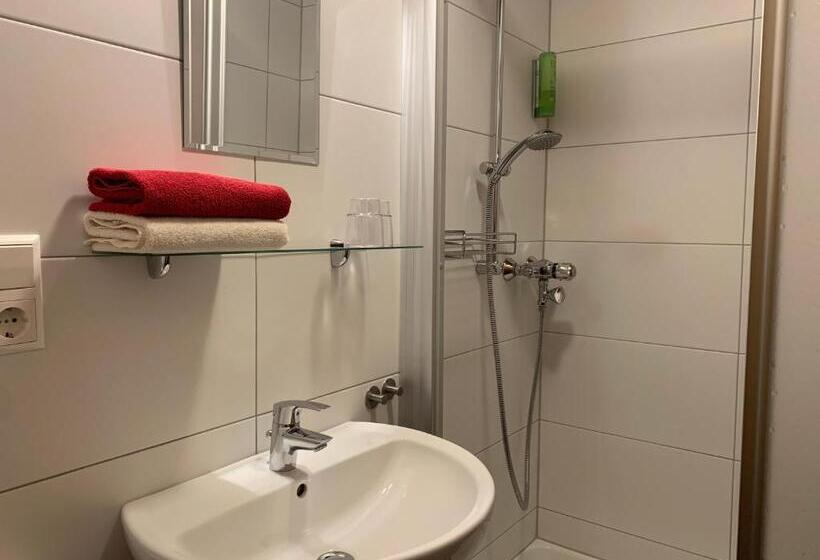 ホテル Pension Jagerhof Sommercard Inkl 5 Min Zum Hochzeiger