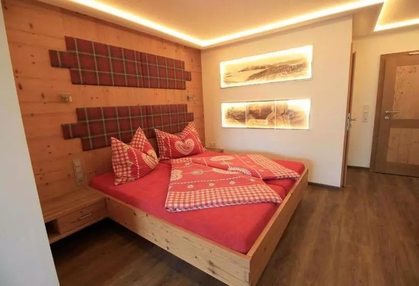 هتل Pension Tannenhof