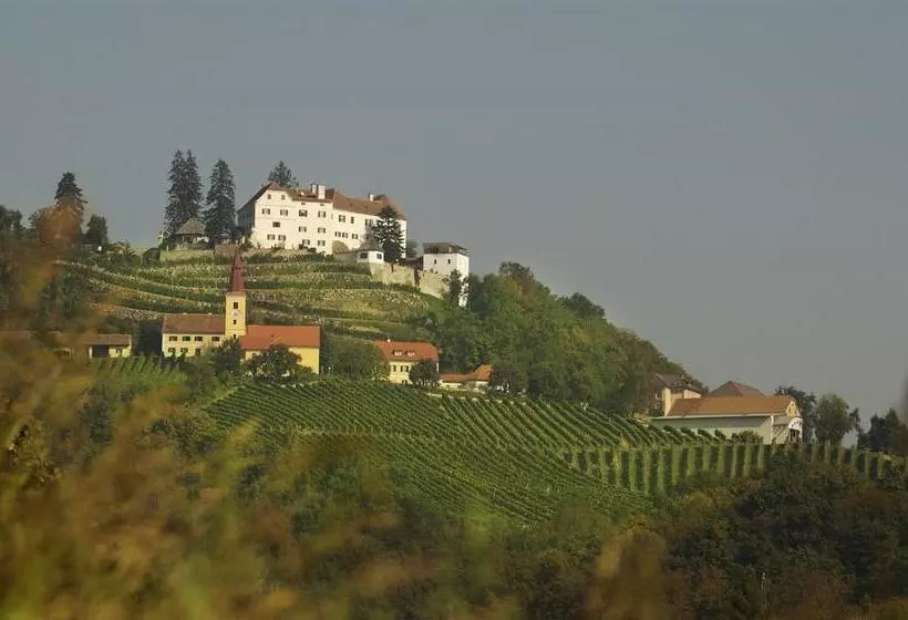 Hotel Schloss Kapfenstein