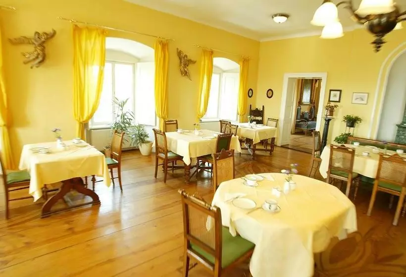 Hotel Schloss Kapfenstein
