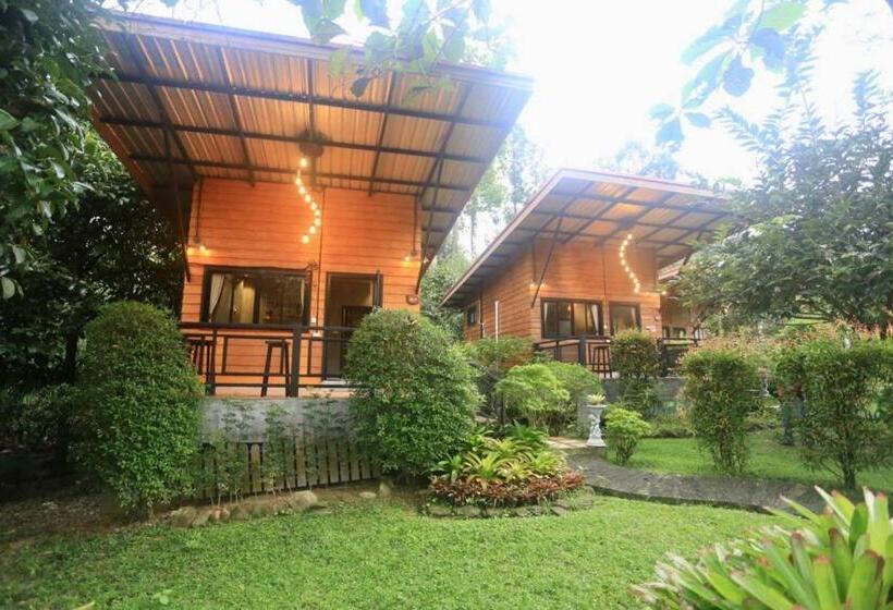 ปลายน้ำรีสอร์ท พรหมคีรี นครศรี ฯ Plainam Resort