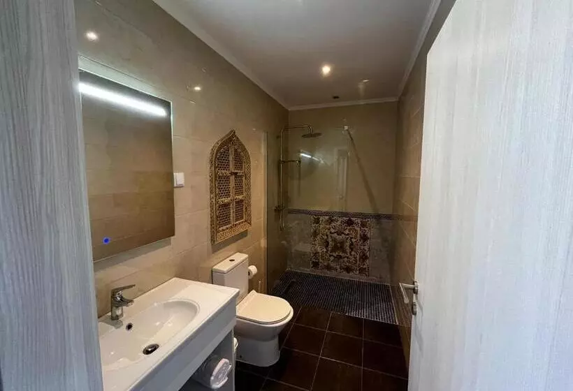 ユースホステル Alojamento Local Monte Horeb