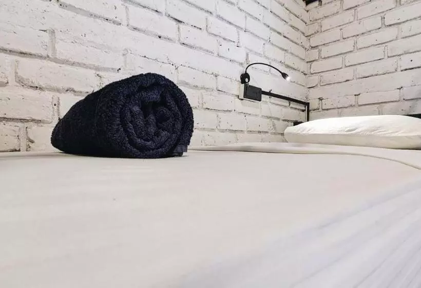 ユースホステル Plan B Coliving & Coworking