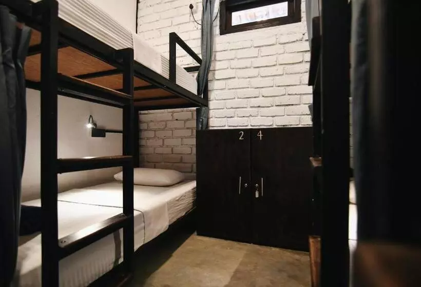 ユースホステル Plan B Coliving & Coworking