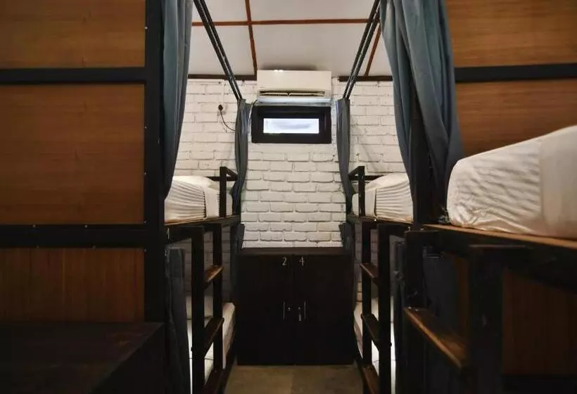 ユースホステル Plan B Coliving & Coworking