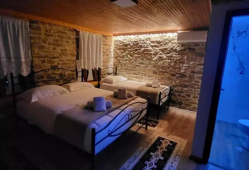 تختخواب و صبحانه Guest House Hasko