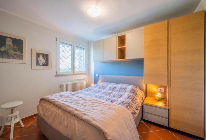 تختخواب و صبحانه Royal Suite Parma Con Piscine Calda E Fredda