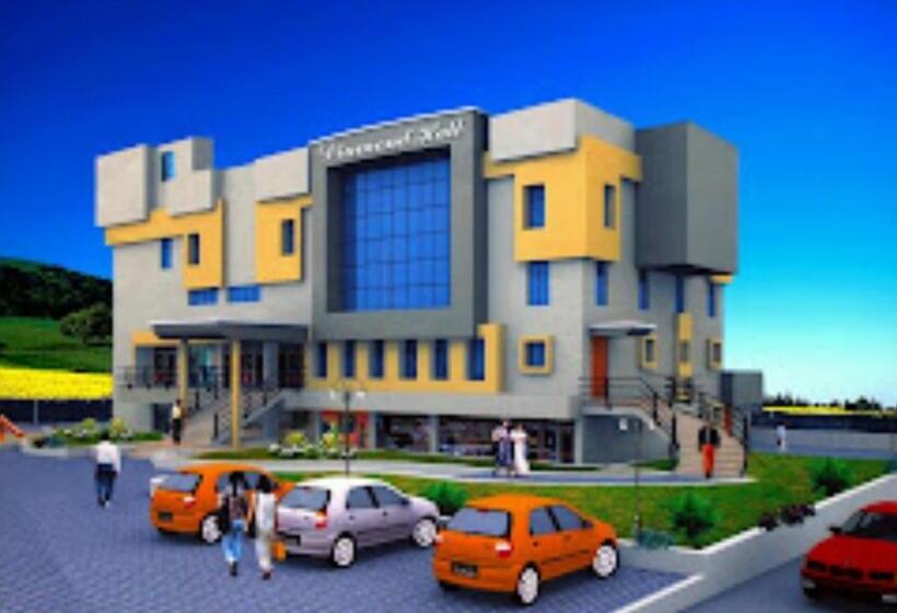 ホテル Diamond Devgad